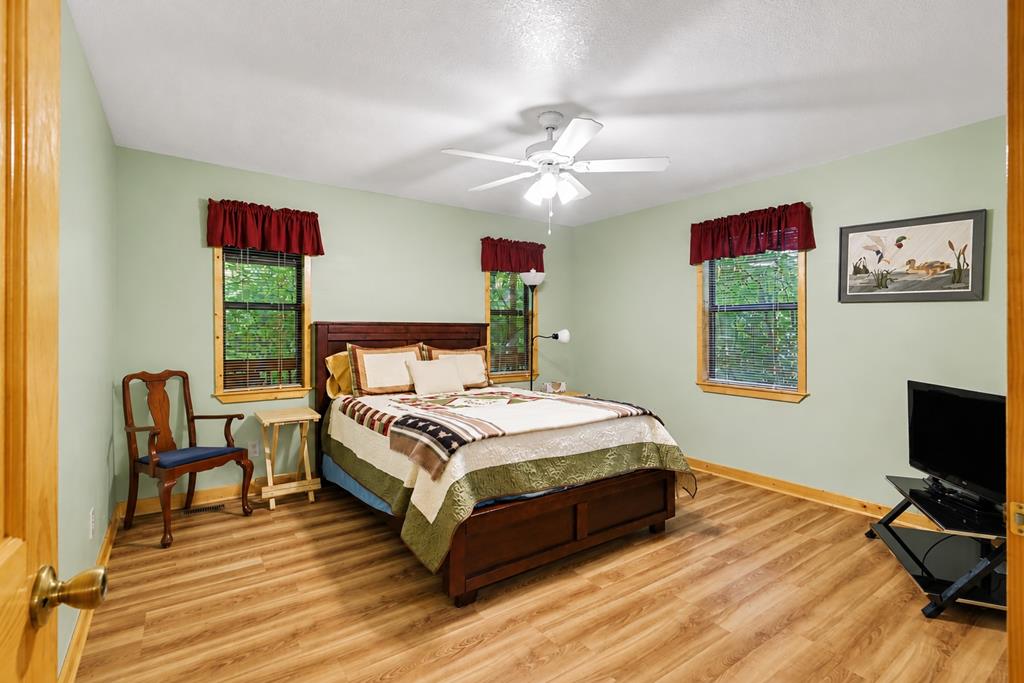 1411 Bradley Road
