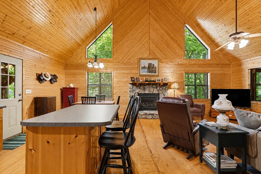 1411 Bradley Road