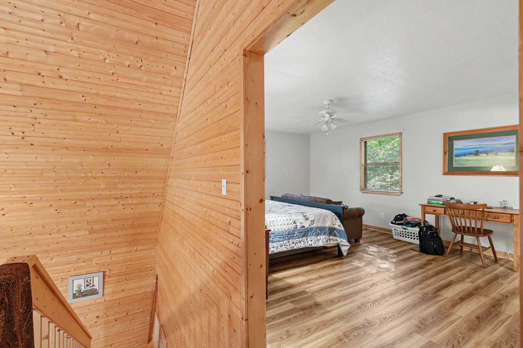1411 Bradley Road