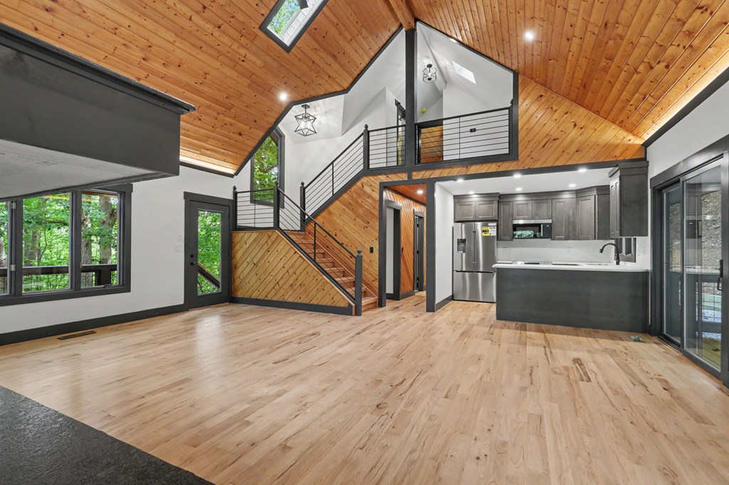 1583 Spring Cove Road