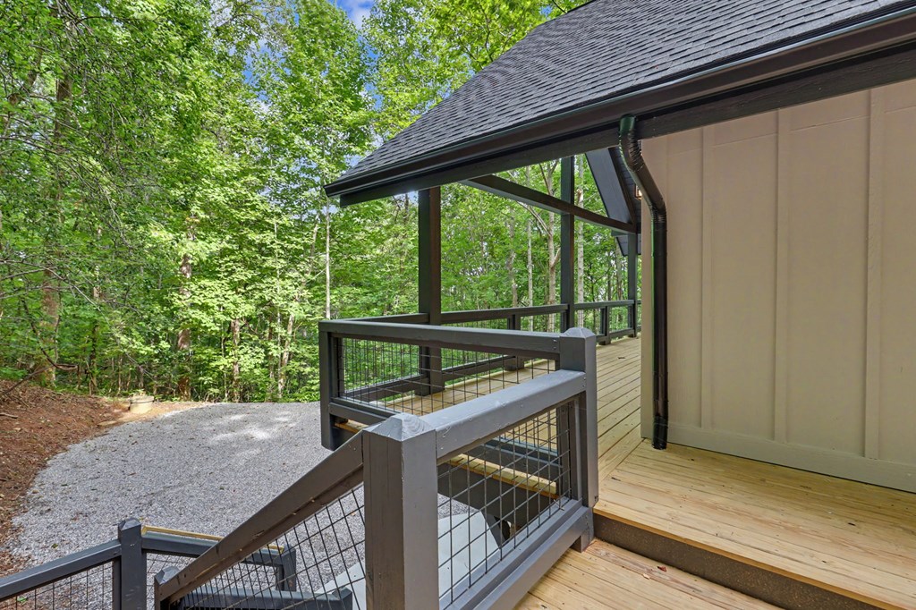 1583 Spring Cove Road