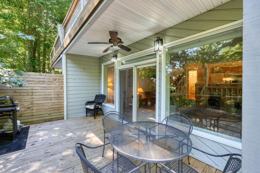 1710 Summit Trail