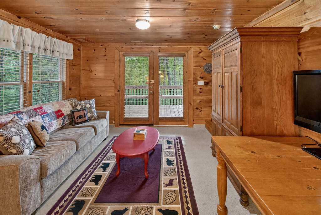 76 Channing Hollow