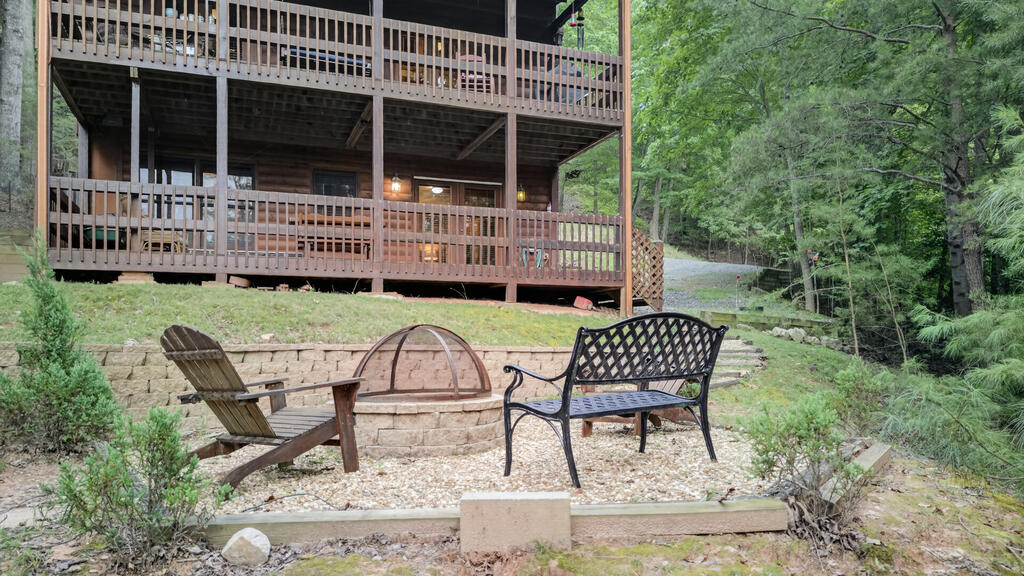 76 Channing Hollow