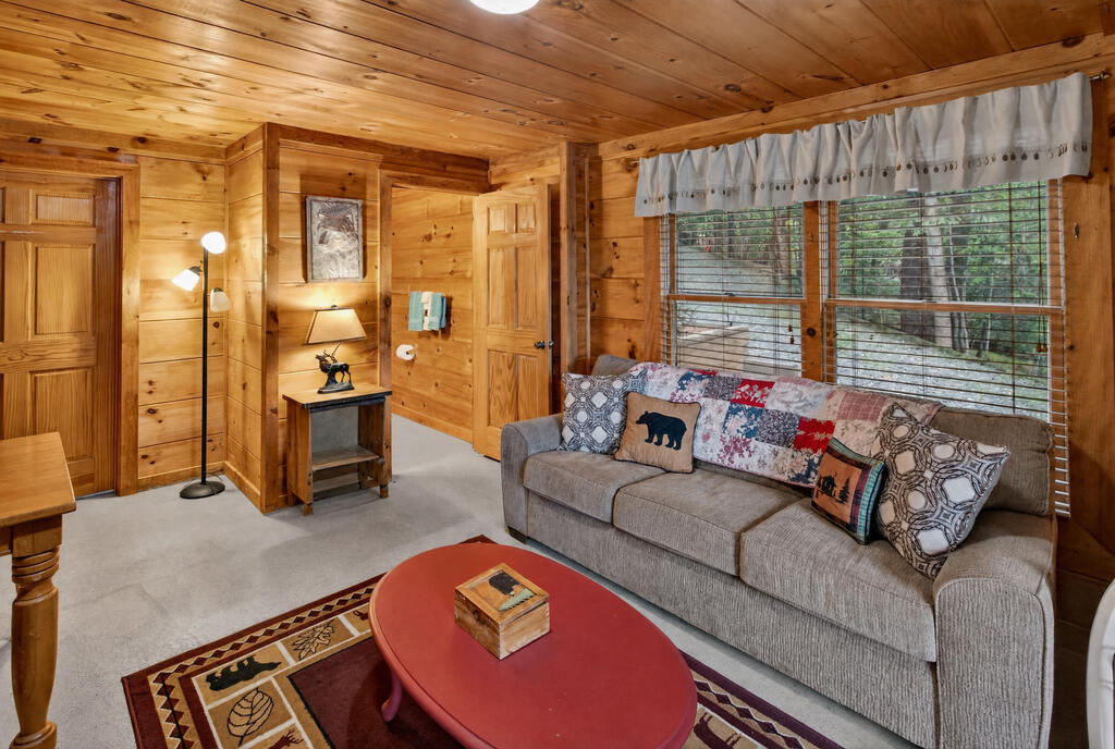 76 Channing Hollow