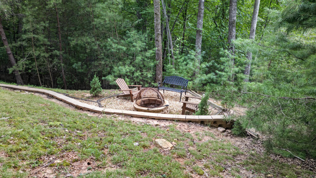 76 Channing Hollow