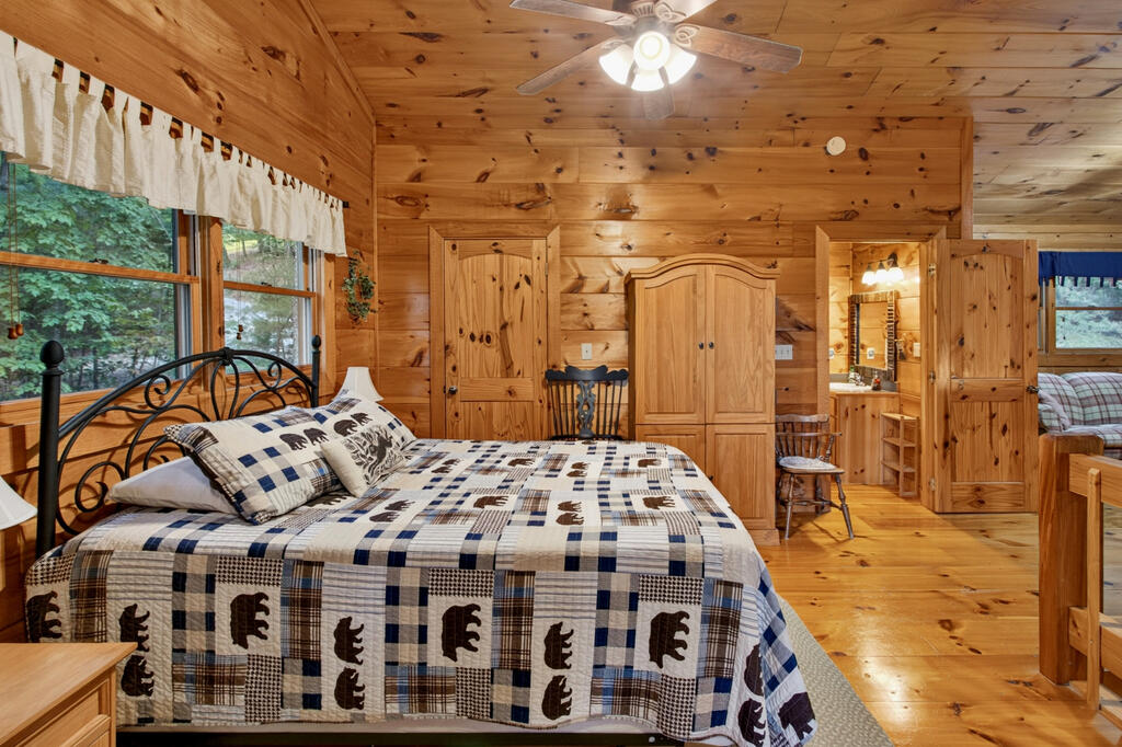 76 Channing Hollow