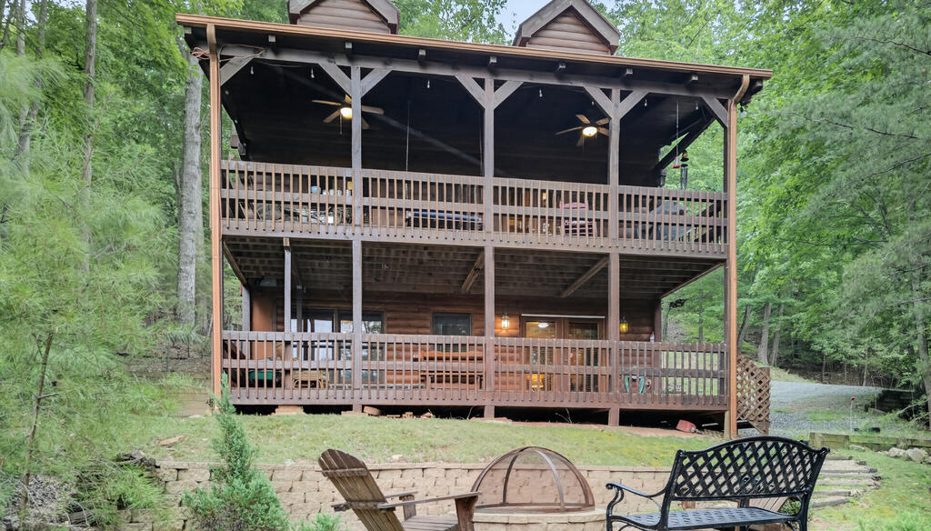 76 Channing Hollow