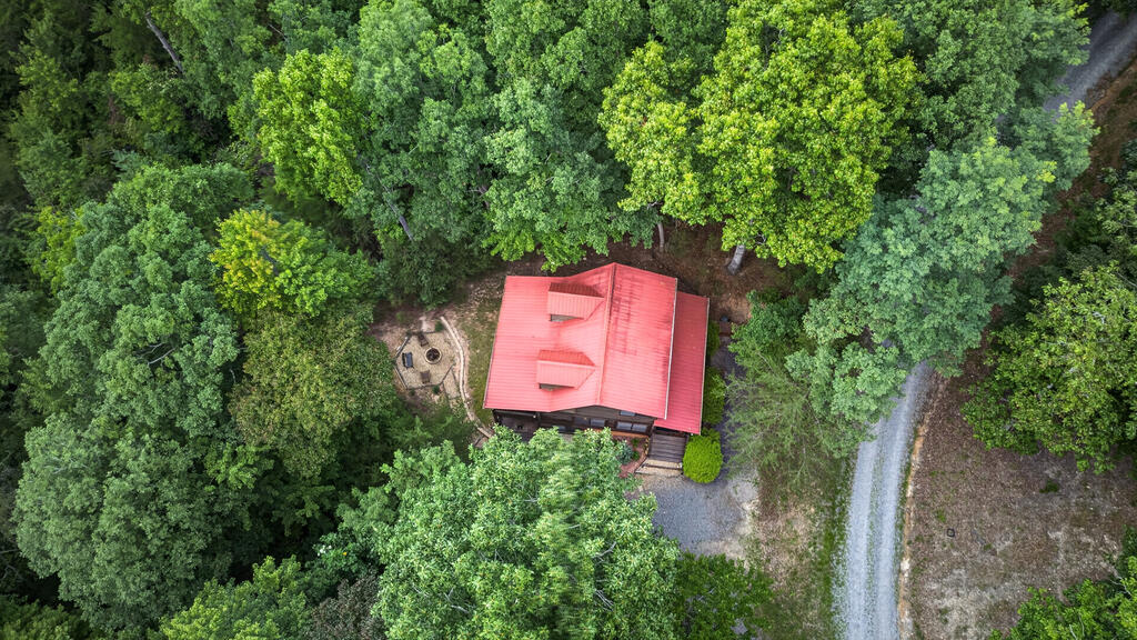 76 Channing Hollow