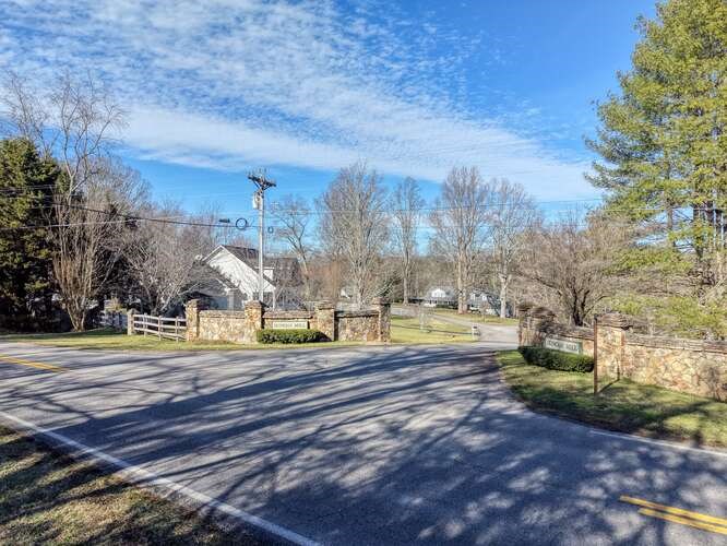 Lot 6, 7 Duncan Mill