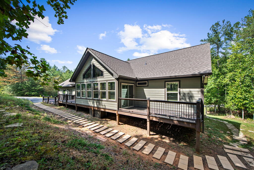 105 Loftis Mountain Road