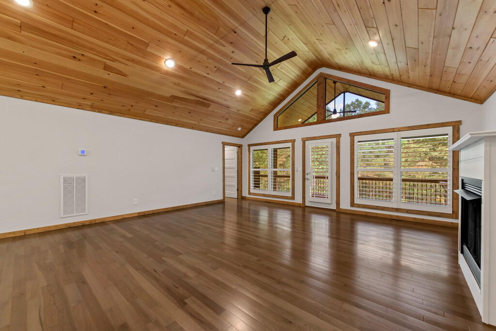 105 Loftis Mountain Road