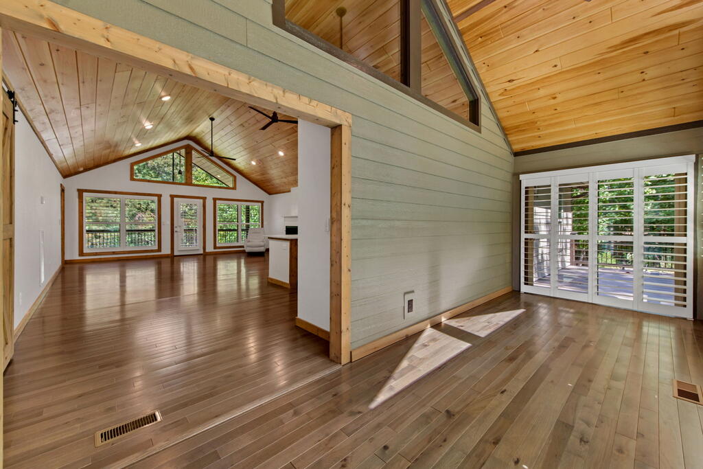 105 Loftis Mountain Road