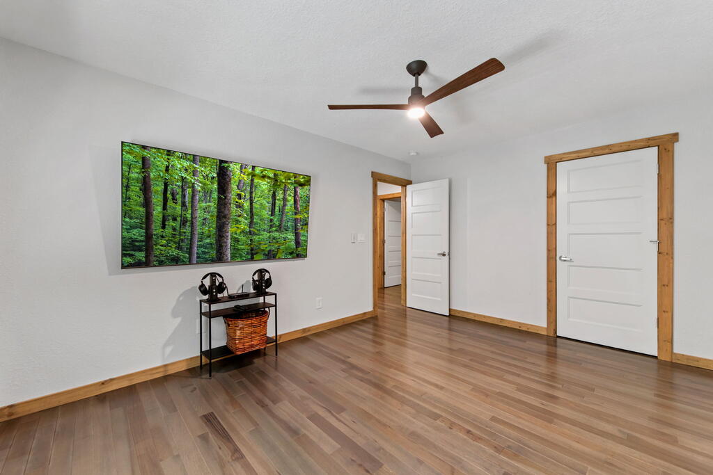 105 Loftis Mountain Road