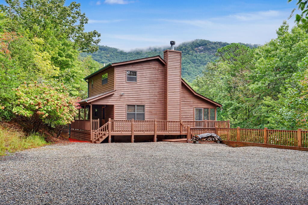 736 Laurel Hill Road