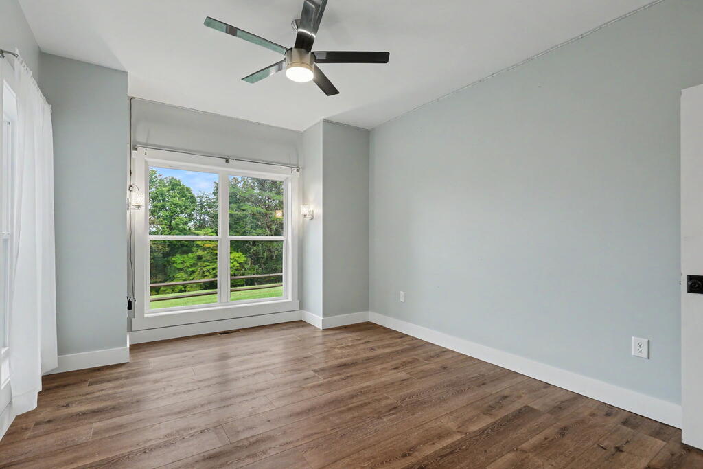 648 Crestwood Drive