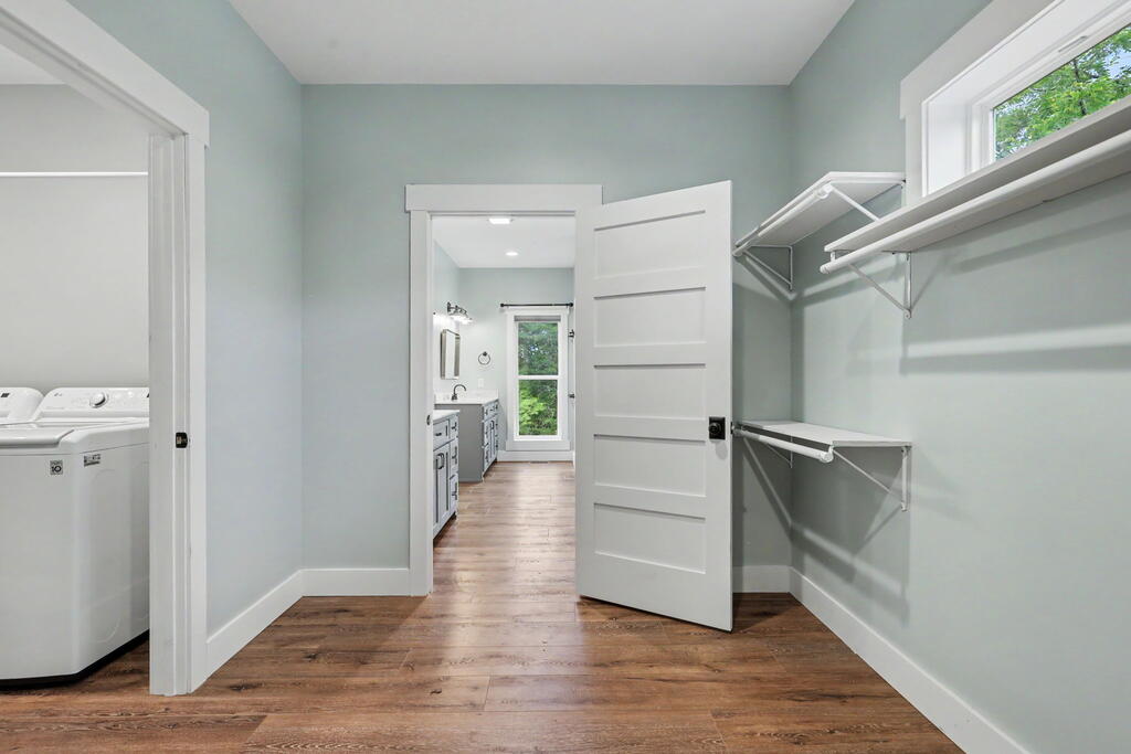 648 Crestwood Drive
