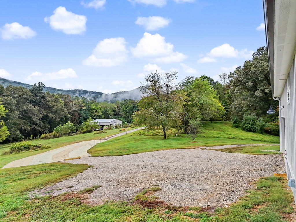 648 Crestwood Drive