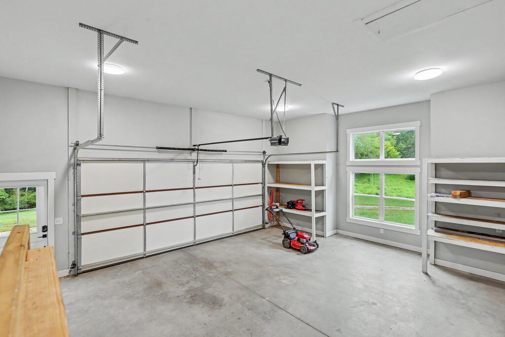 648 Crestwood Drive