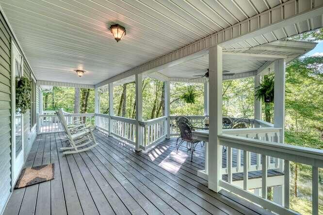 1217 Blue Ridge Hwy