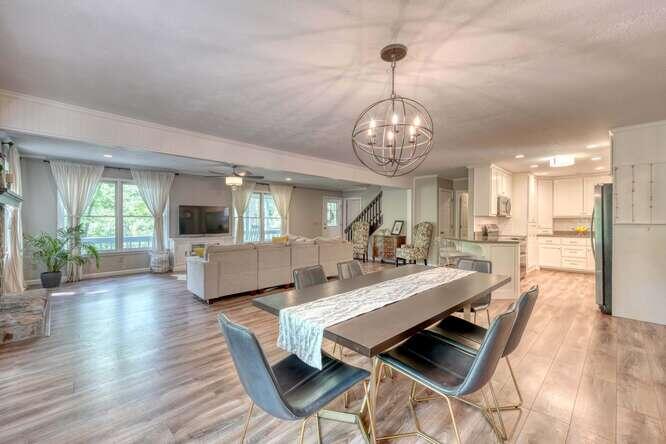 1217 Blue Ridge Hwy