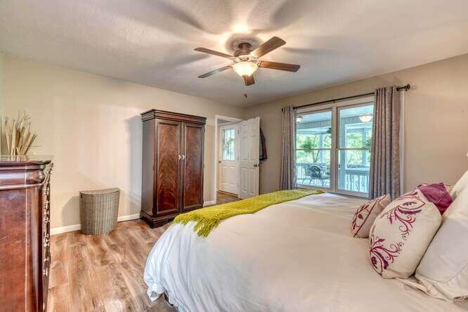 1217 Blue Ridge Hwy