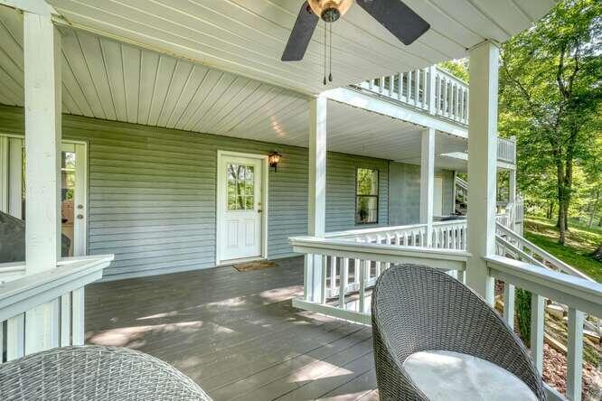 1217 Blue Ridge Hwy