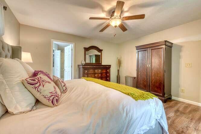 1217 Blue Ridge Hwy