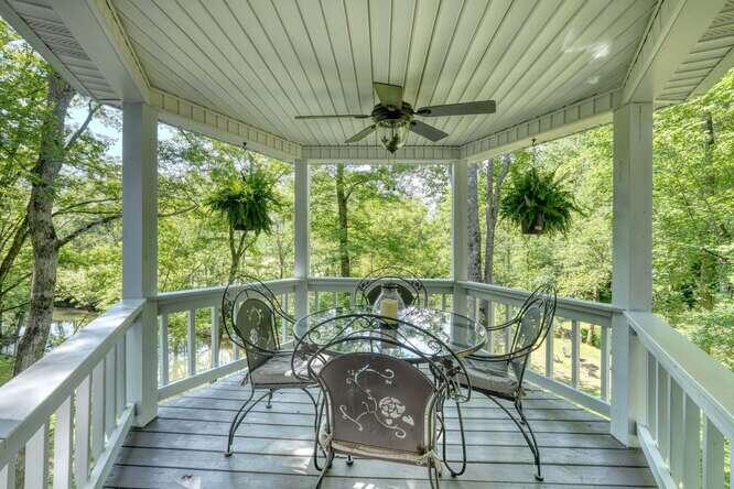 1217 Blue Ridge Hwy