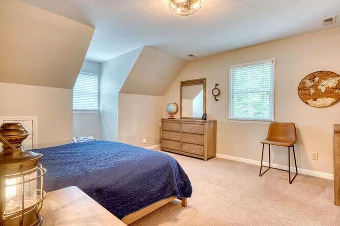 1217 Blue Ridge Hwy
