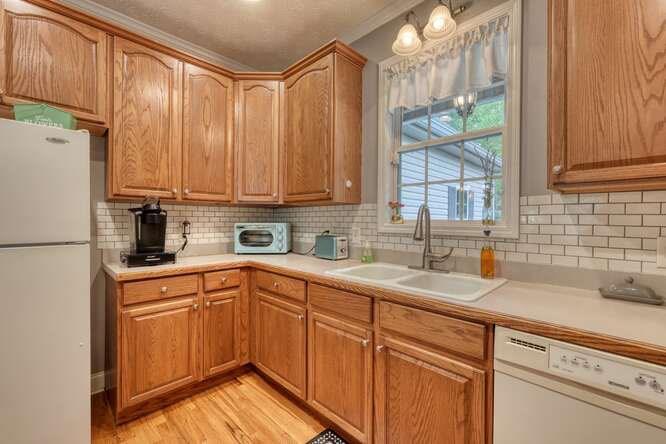 302 Brook Green Court