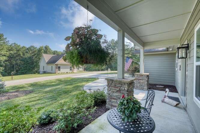 345 Loftis Mountain Way