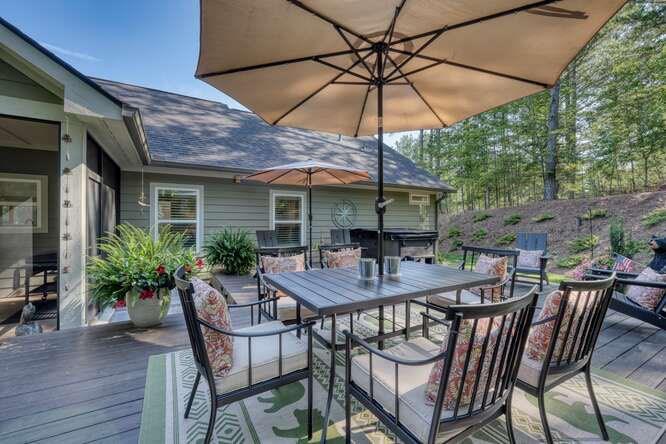 345 Loftis Mountain Way