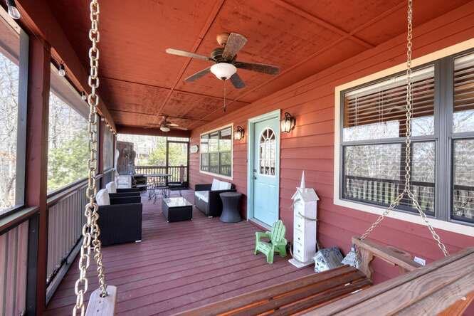 330 Mattie Lane