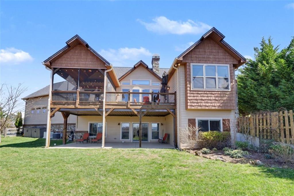 899 RIDGE POINTE Way
