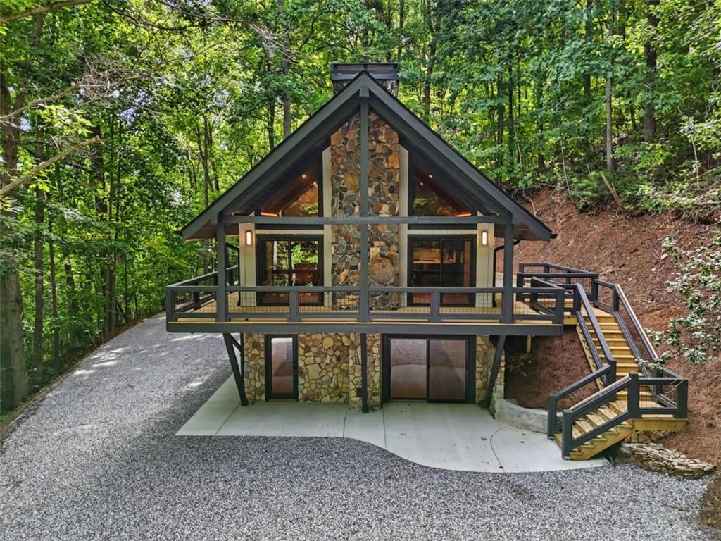 1583 Spring Cove Road