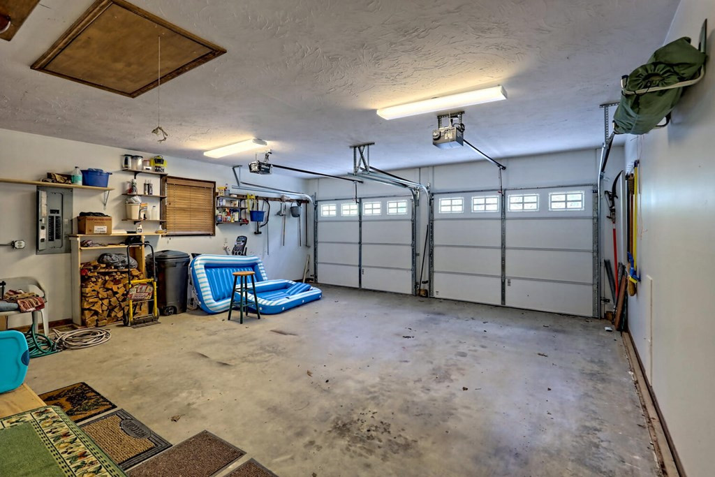 177 Lake Drive