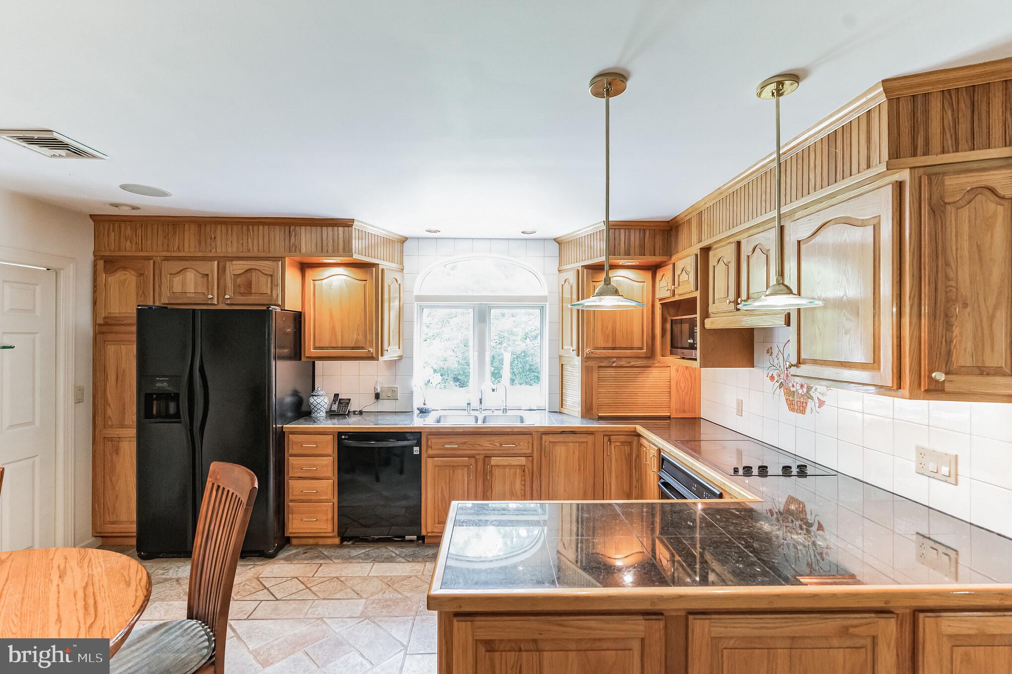 596 PARK RIDGE DRIVE