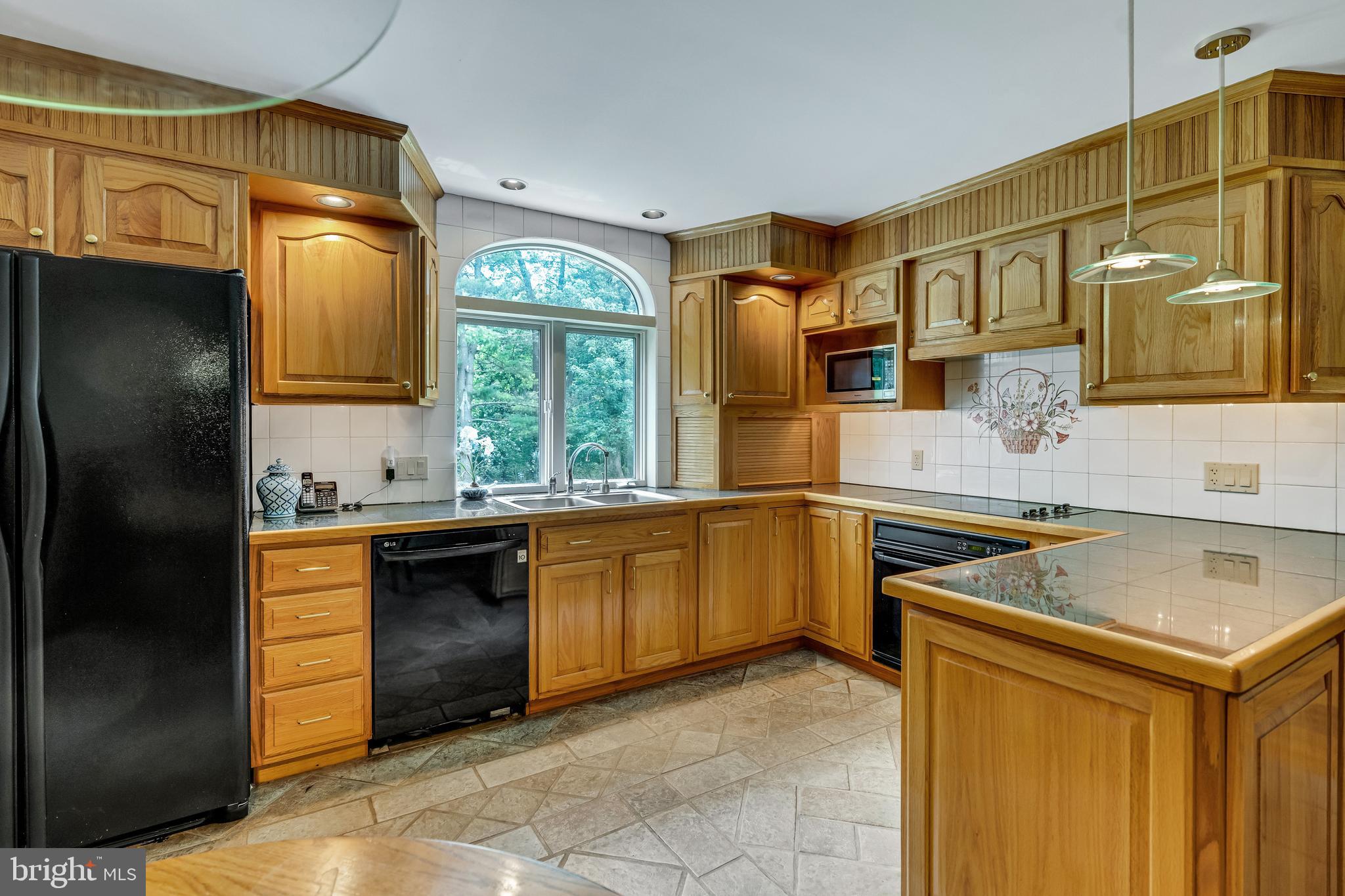 596 PARK RIDGE DRIVE