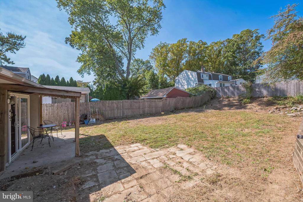 23 W Ridge Rd