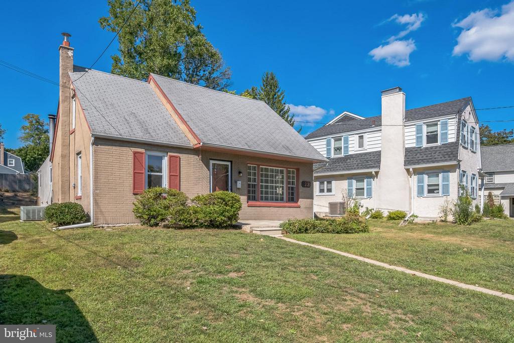 23 W Ridge Rd