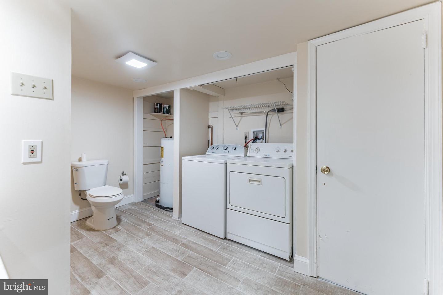 228 CRAWFORD AVENUE Unit: 3