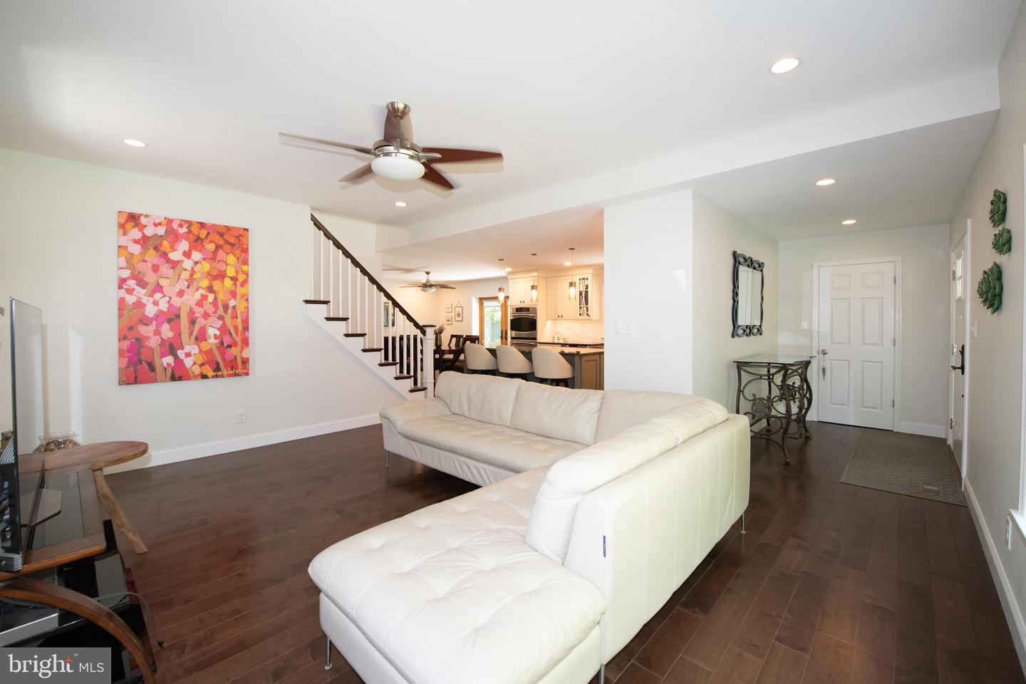 2232 WISTERIA AVENUE