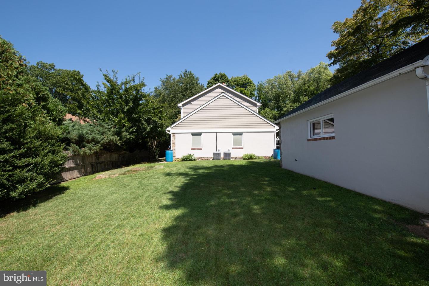 2232 WISTERIA AVENUE