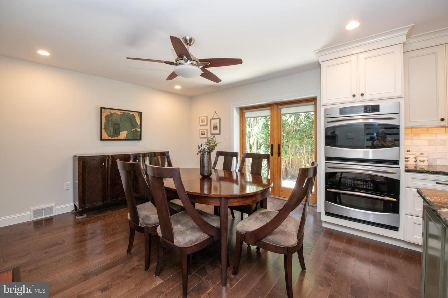 2232 WISTERIA AVENUE