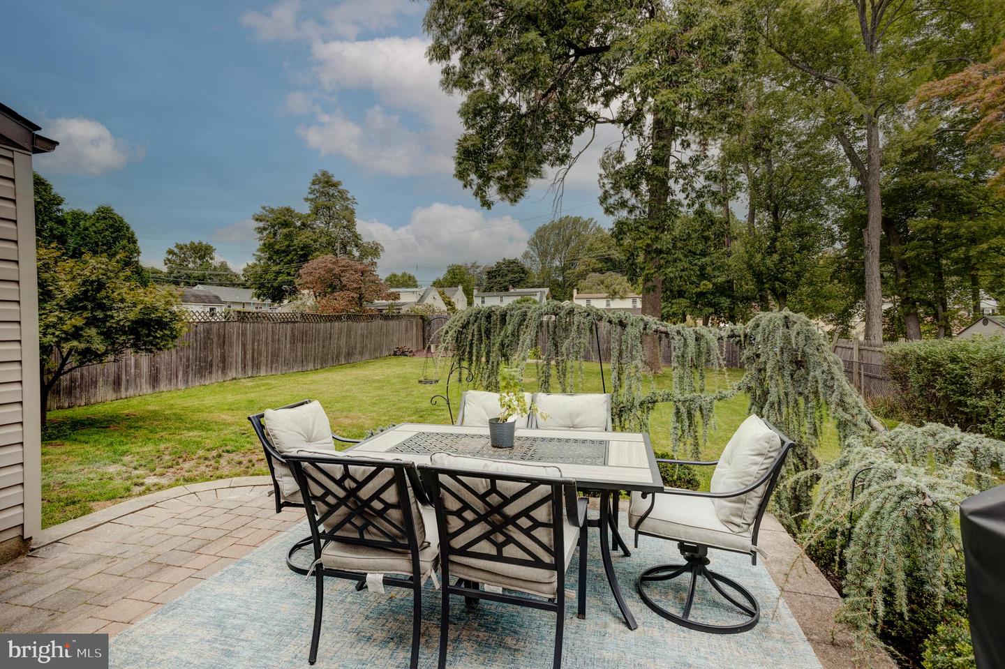 1718 RIDGEWAY AVENUE