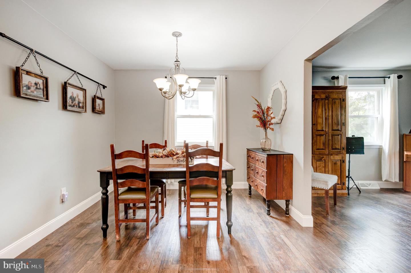 1718 RIDGEWAY AVENUE