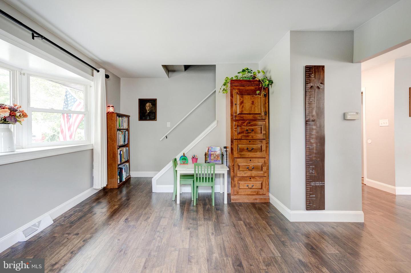 1718 RIDGEWAY AVENUE