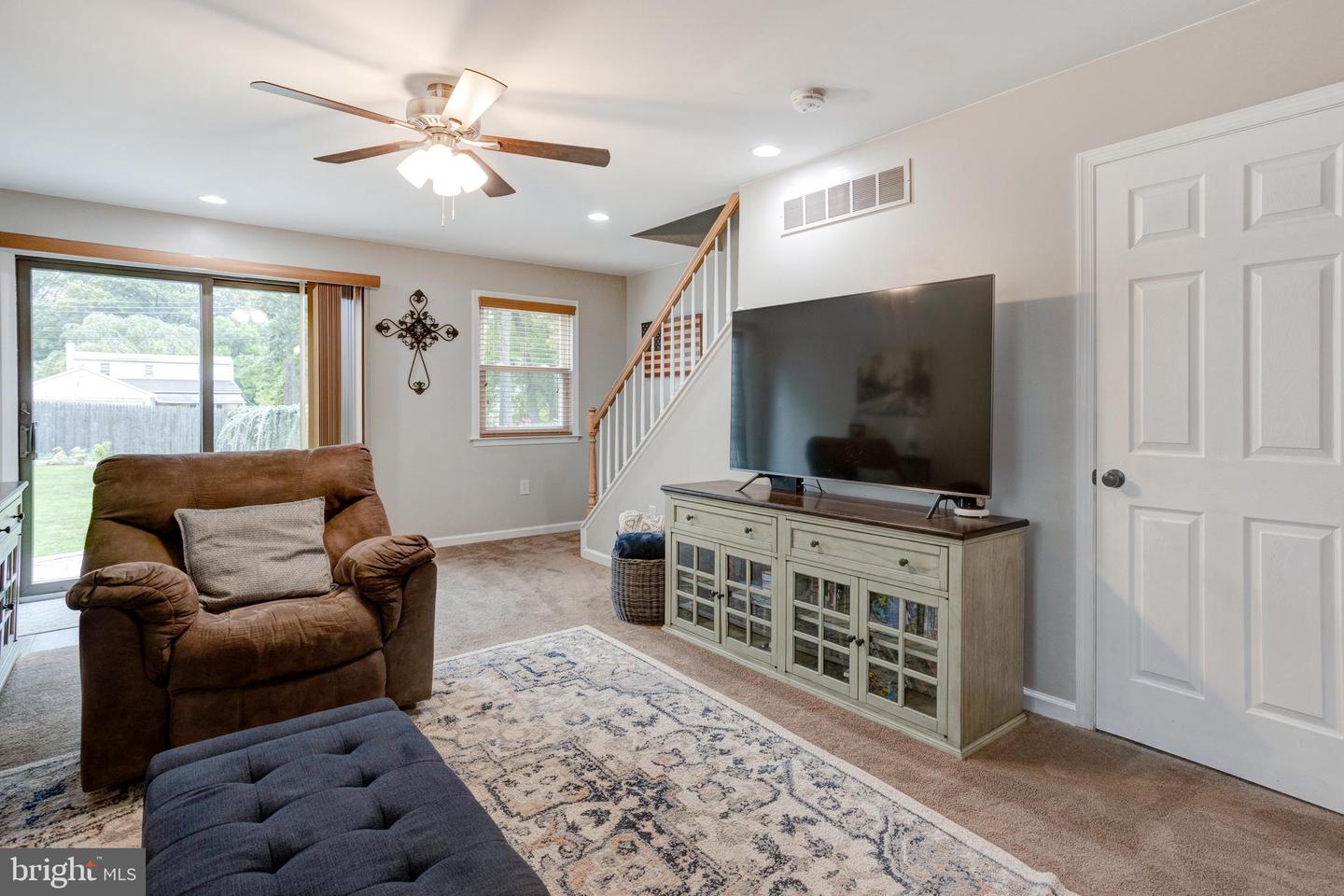 1718 RIDGEWAY AVENUE