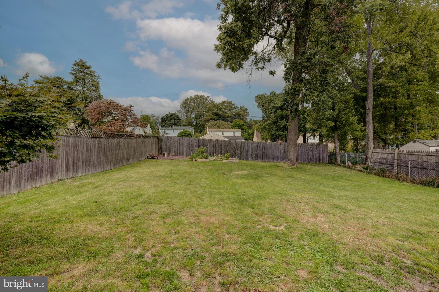 1718 RIDGEWAY AVENUE